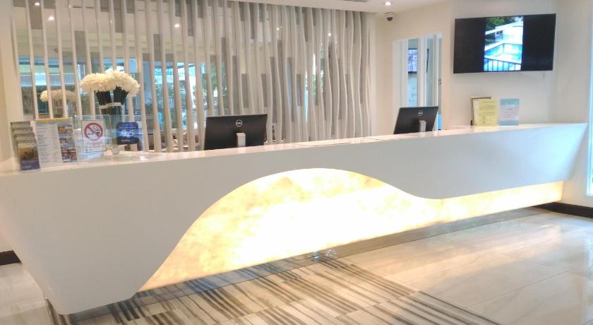 Bangkok Le Tada Residence 3-Star Hotel exterior