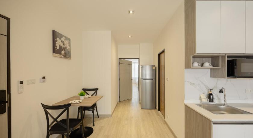 Diff Apartel – Bangkok, NY