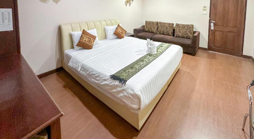 Image of Deluxe Double or Twin Room 3