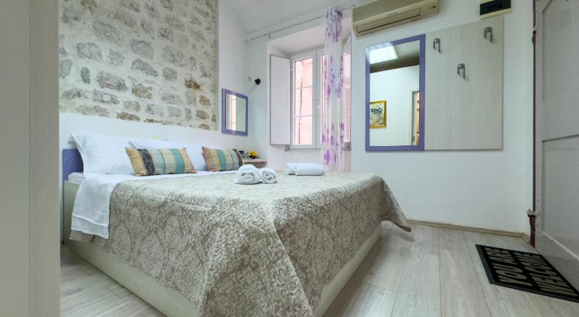 Cozy studio Lucic 1 i 2