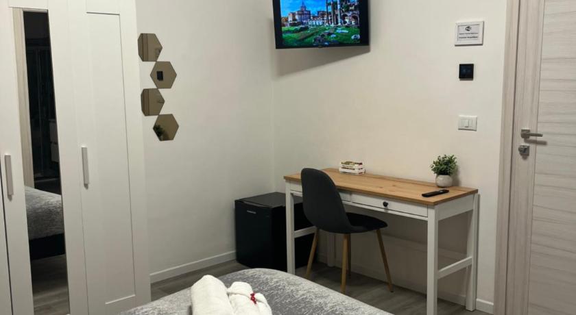 Rome Tiburtina Urban Rooms 4-Star Hotel pool