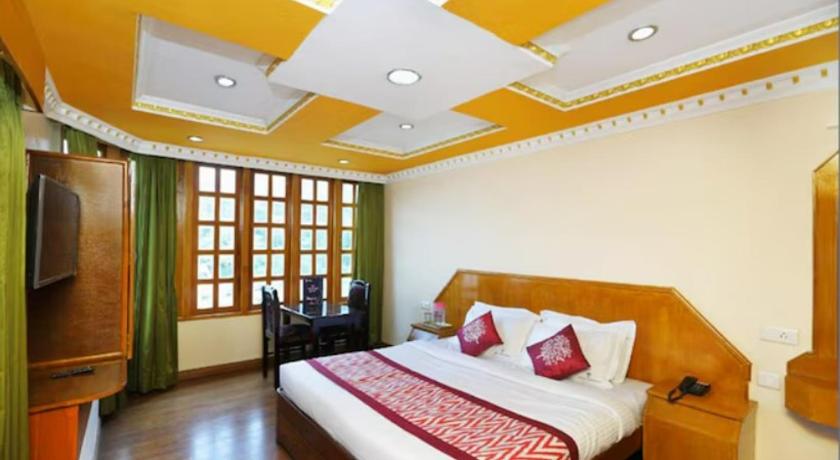 Hotel Gurupriya - image 22