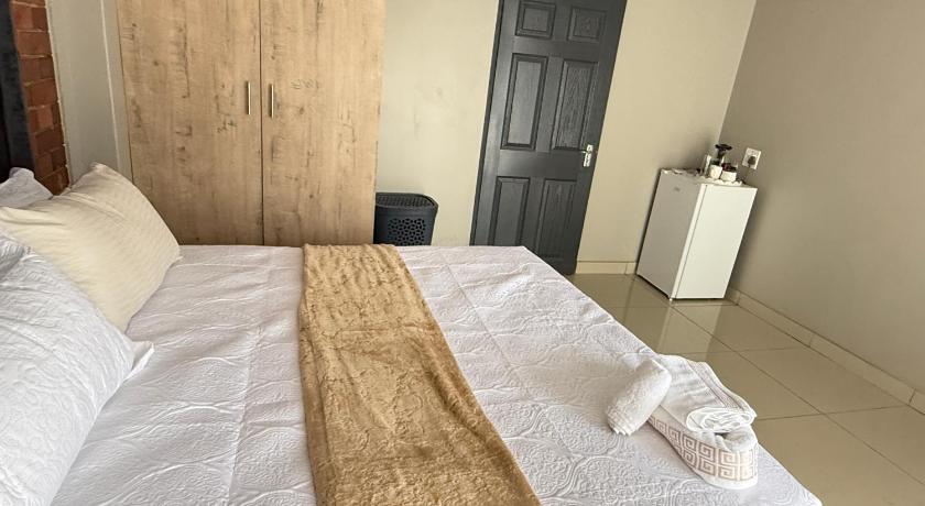 Home Away Nest B&B