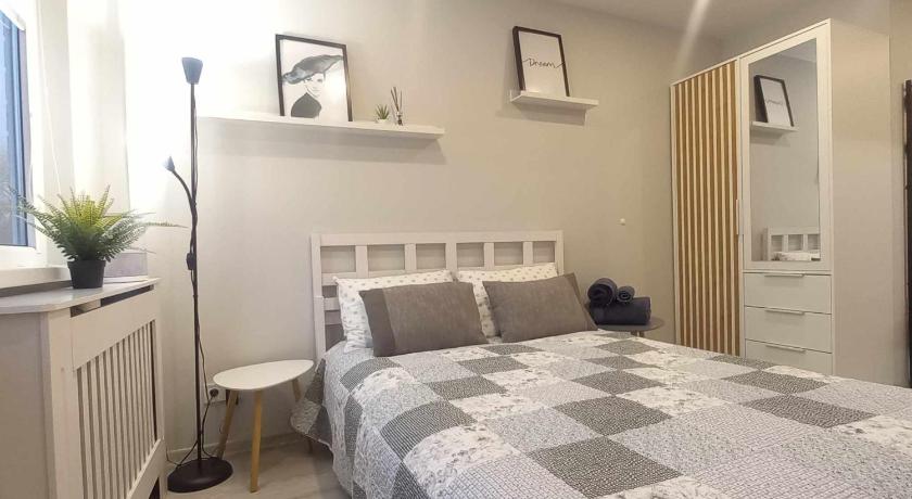 Cozy small apartment #5A