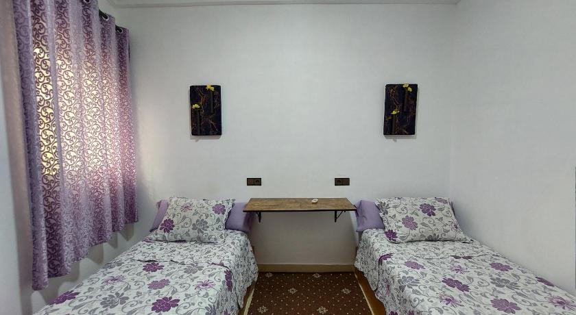 Cozy Room & Modern Amenities 6