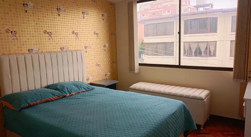 Beautiful and quite private bedroom with host