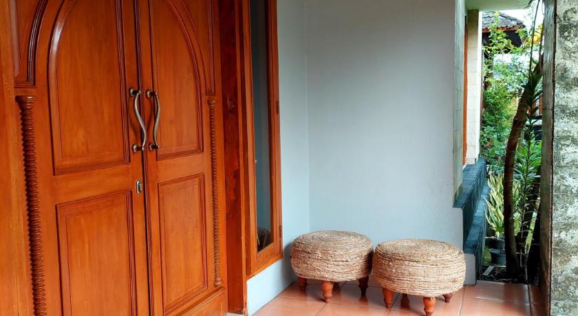 Image of Four-Bedroom House 16