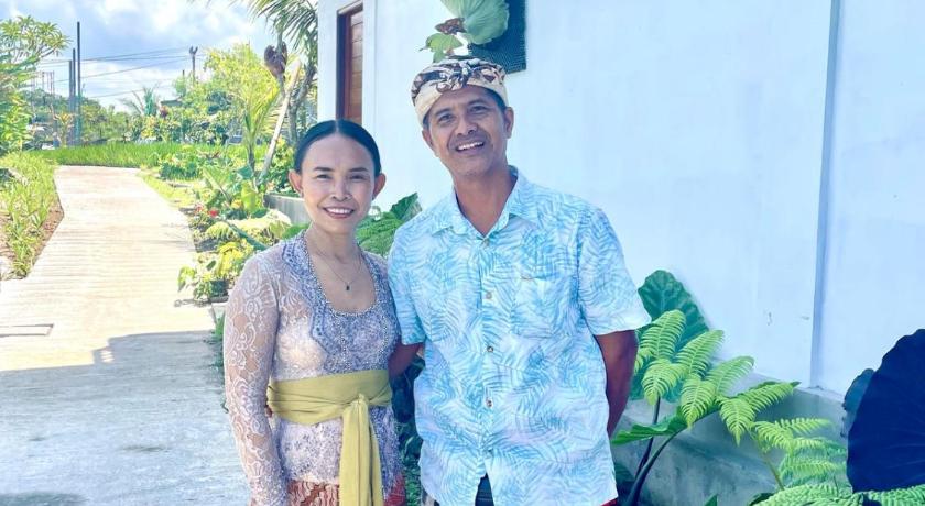 バリ Nirana Ubud 4つ星 ホテル 客室