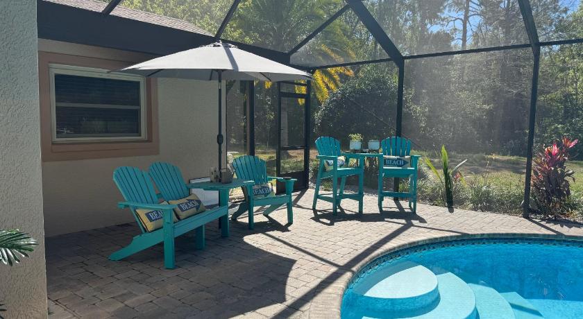 エルファーズ Charming Pool House close to the Gulf of America 5つ星 宿泊施設 レストラン