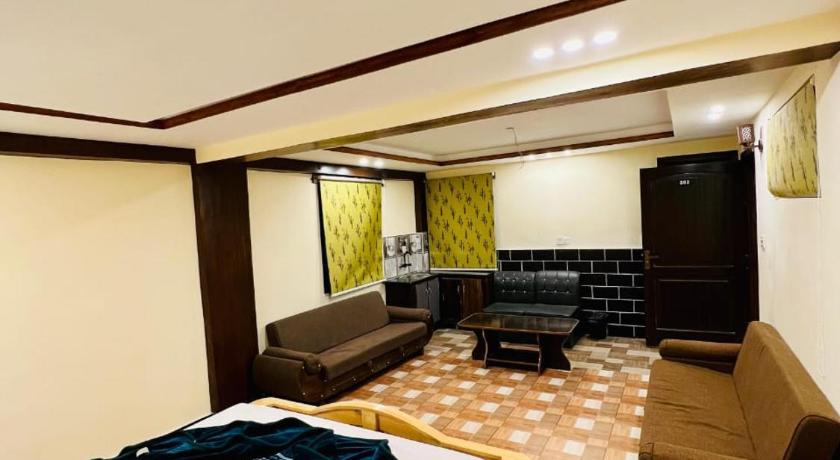 Relax Inn Hotel Nathiagali - image 10