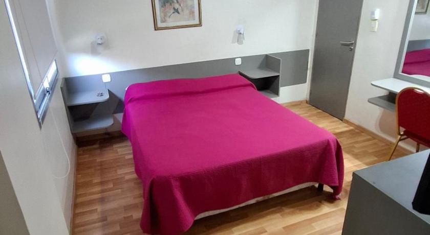 Image of Single Room 1