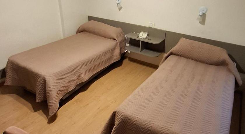 Image of Single Room 0