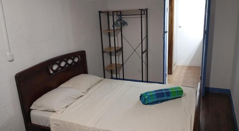 Image of Studio Apartment with One Double Bed 0