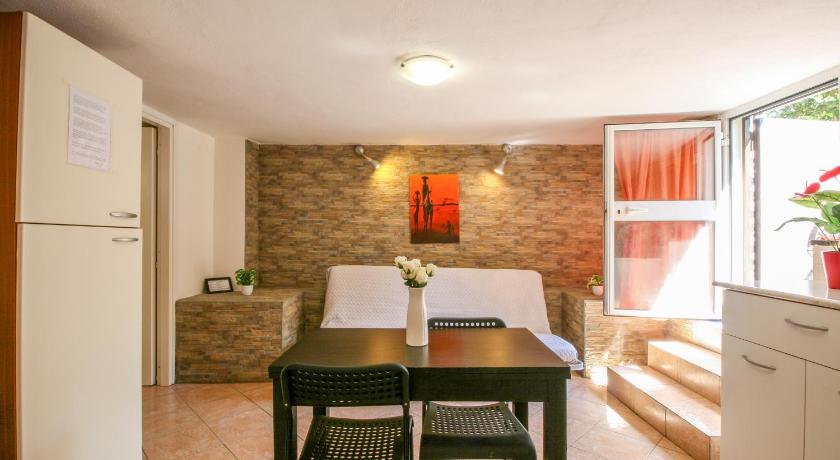 罗马 La Tana nel Verde - Comodo Seminterrato - Fiumicino Airport 4星级 单人房 客房