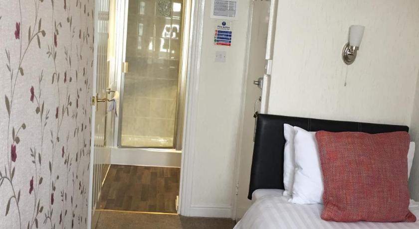 Image of Standard Single Room with Sea View 1