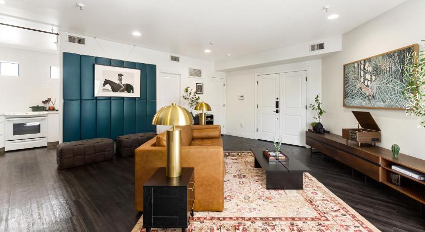 피닉스 (AZ) Chic 3BR Escape Steps from Old Town Bars Free Parking 3성급 숙소 객실
