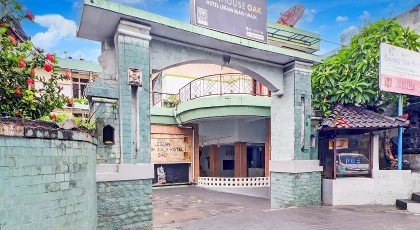 Townhouse Oak Legian Near Kuta Beach Formerly Sayang Maha Merta - image 21