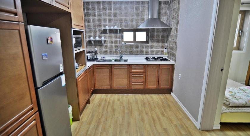 江陵 Cozy Home at Gangneung Central Market 3つ星 ゲストハウス スイート