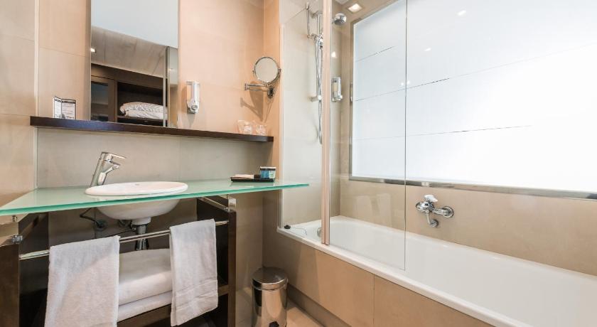 Image of Double Room 5