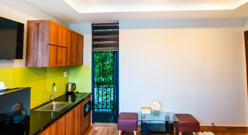 Ho Chi Minh City MHome 4-Star Hotel lobby