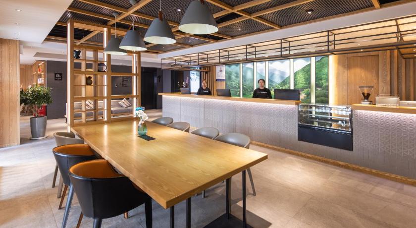 Atour X Hotel Beijing CBD Guomao Bridge – Beijing, NY
