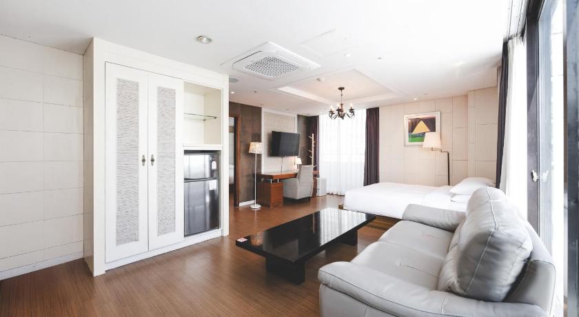 Image of Presidential Suite 4