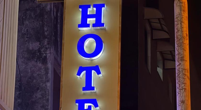 Serene Elegance Hotel - image 14