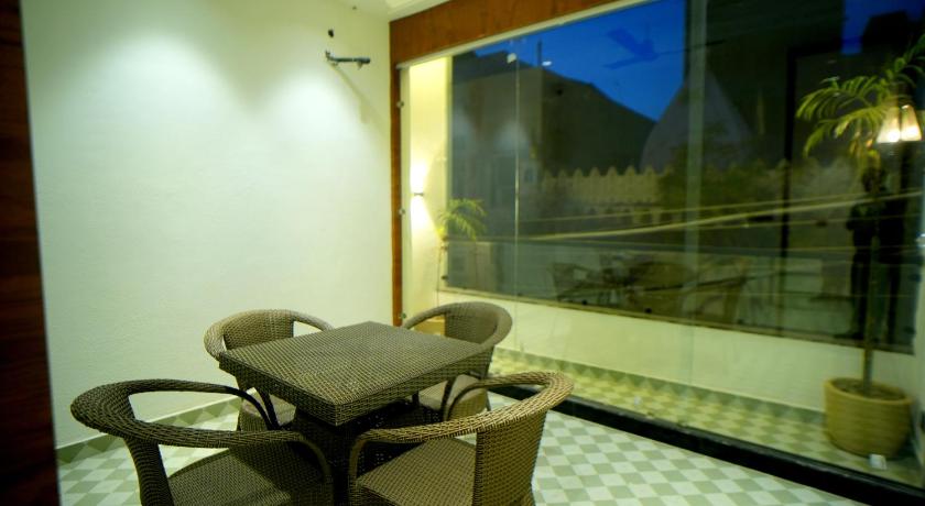 ELEGANCE A BOUTIQUE STAY - image 4
