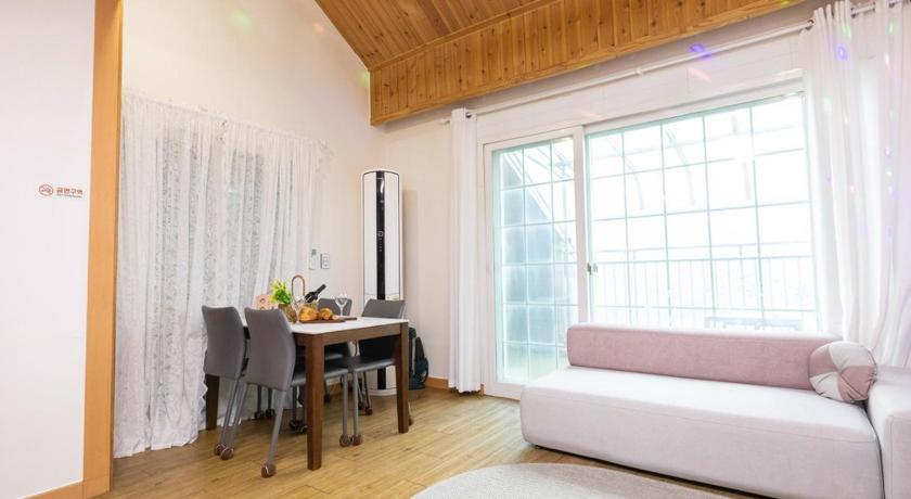 가평 T 펜션 (Gapyeong T pension) 2성급 게스트하우스 레스토랑