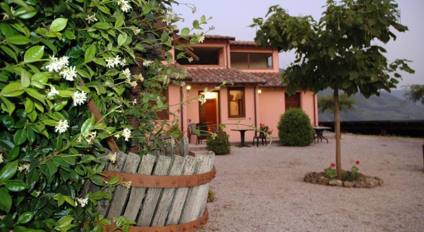 Agriturismo La Pila
