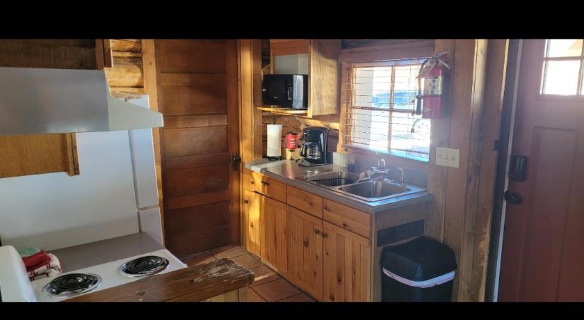 Grand Lake Colorado Cabin Adventure 3-Star Accommodation lobby