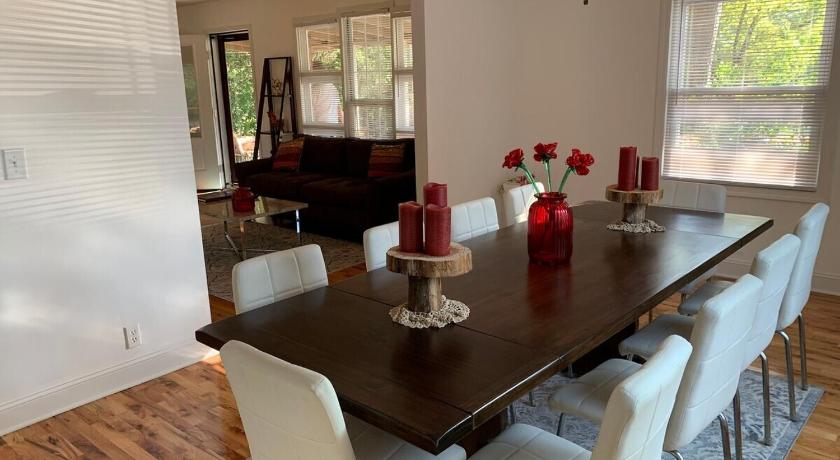 애쿼스 (GA) Travel Often House 4성급 숙소 로비