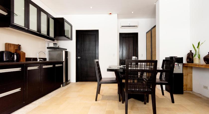 Image of 1 Bedroom Junior Suite 14