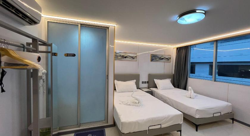 Bangkok Golden Mango House Hotel 3-Star Hotel lobby