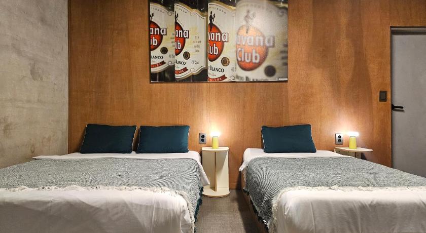 Image of Triple Room with Terrace 3