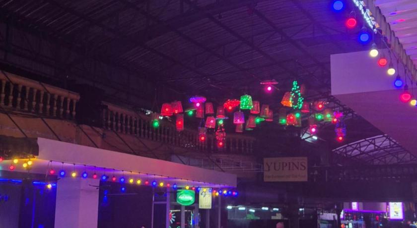 Dorothys Showbar – Pattaya, DC