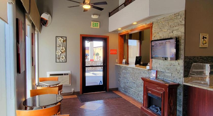 OYO Hotel Castle Rock CO Downtown - image 12