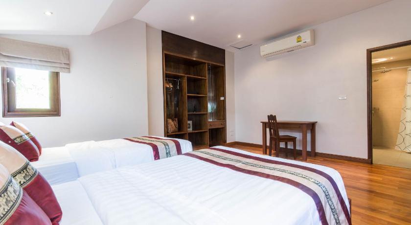 Image of 2-Bedroom Sea View Apartment 13