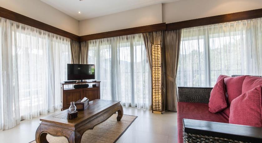 Image of 2-Bedroom Sea View Apartment 6