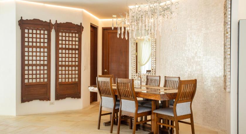 Image of 2-Bedroom Sky Suite with Private Pool 9