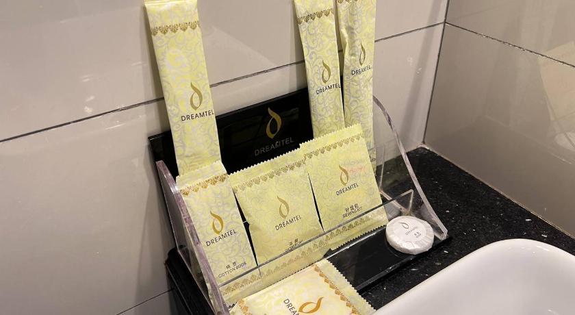 Image of Deluxe Double 8