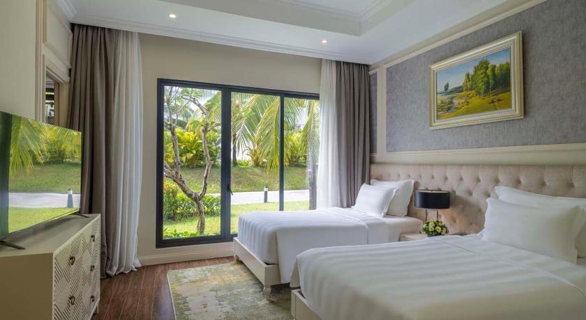 Image of 3-Bedroom Villa - VinWonders and Safari Ticket Included 15