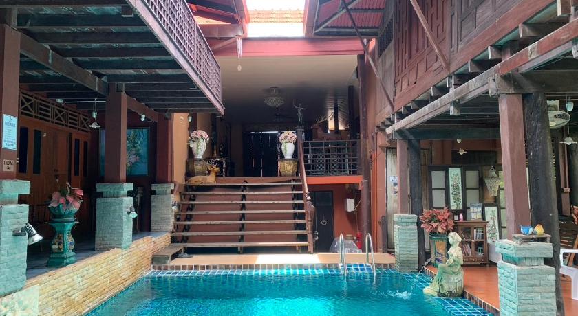 Ruennakornin Homestay