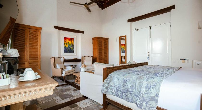 Image of Suite 10