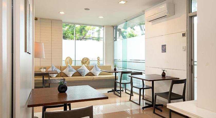 Image of Deluxe Single Room 6