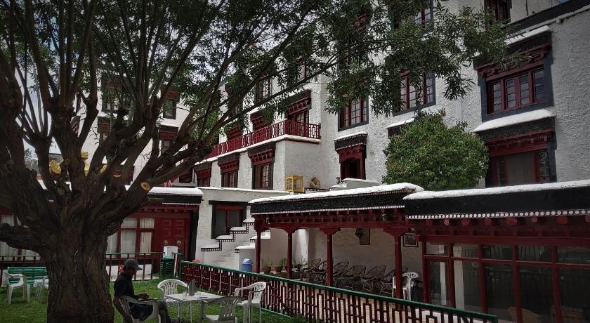 Lharimo Hotel (Leh) Ladakh - image 13