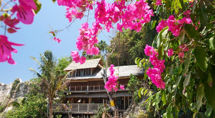 The Island Houses Bingin — Hotel in Bali