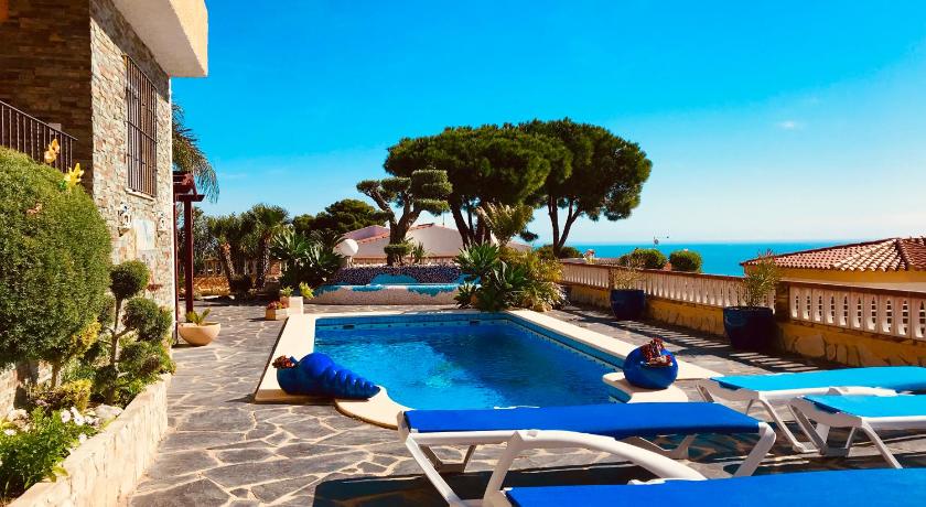 VILLA MIRAMAR