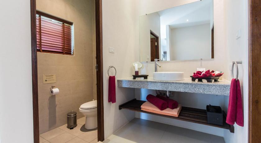 Image of Luxury Studio 2