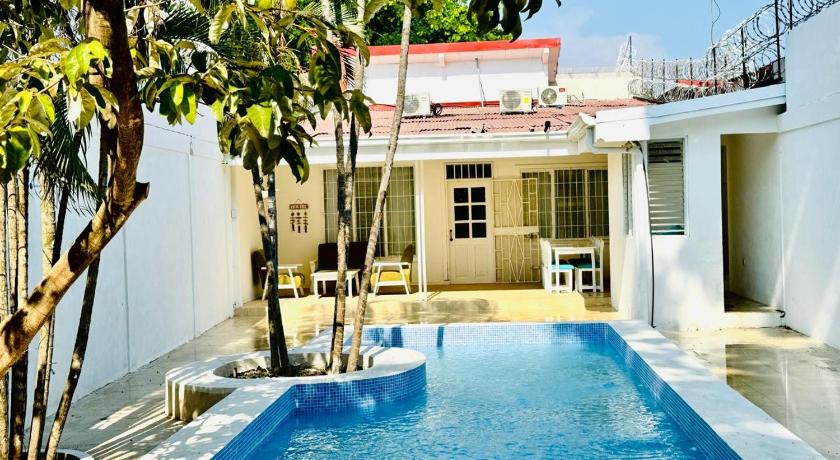 Casa Pura Vida